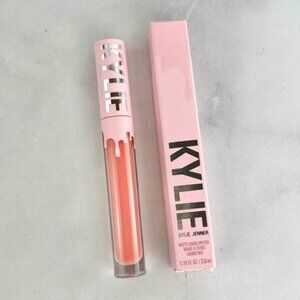 Kylie Cosmetics Matte Liquid Lipstick in A Moment